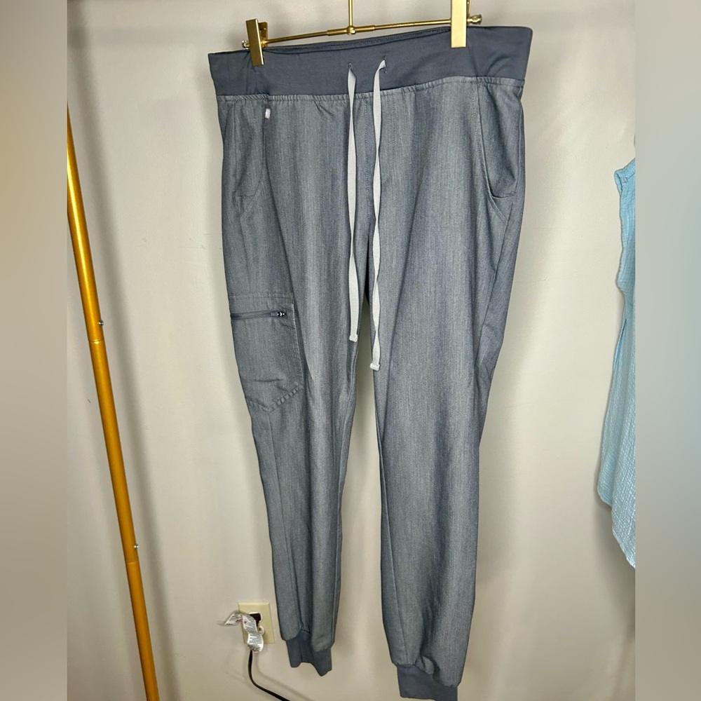 Women’s Fig Gray Jogger Pants
